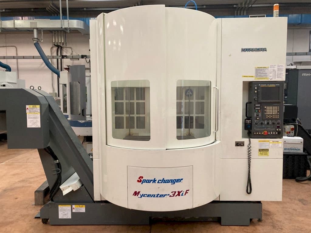 Frontansicht der Kitamura Spark Mycenter 3XiF Maschine