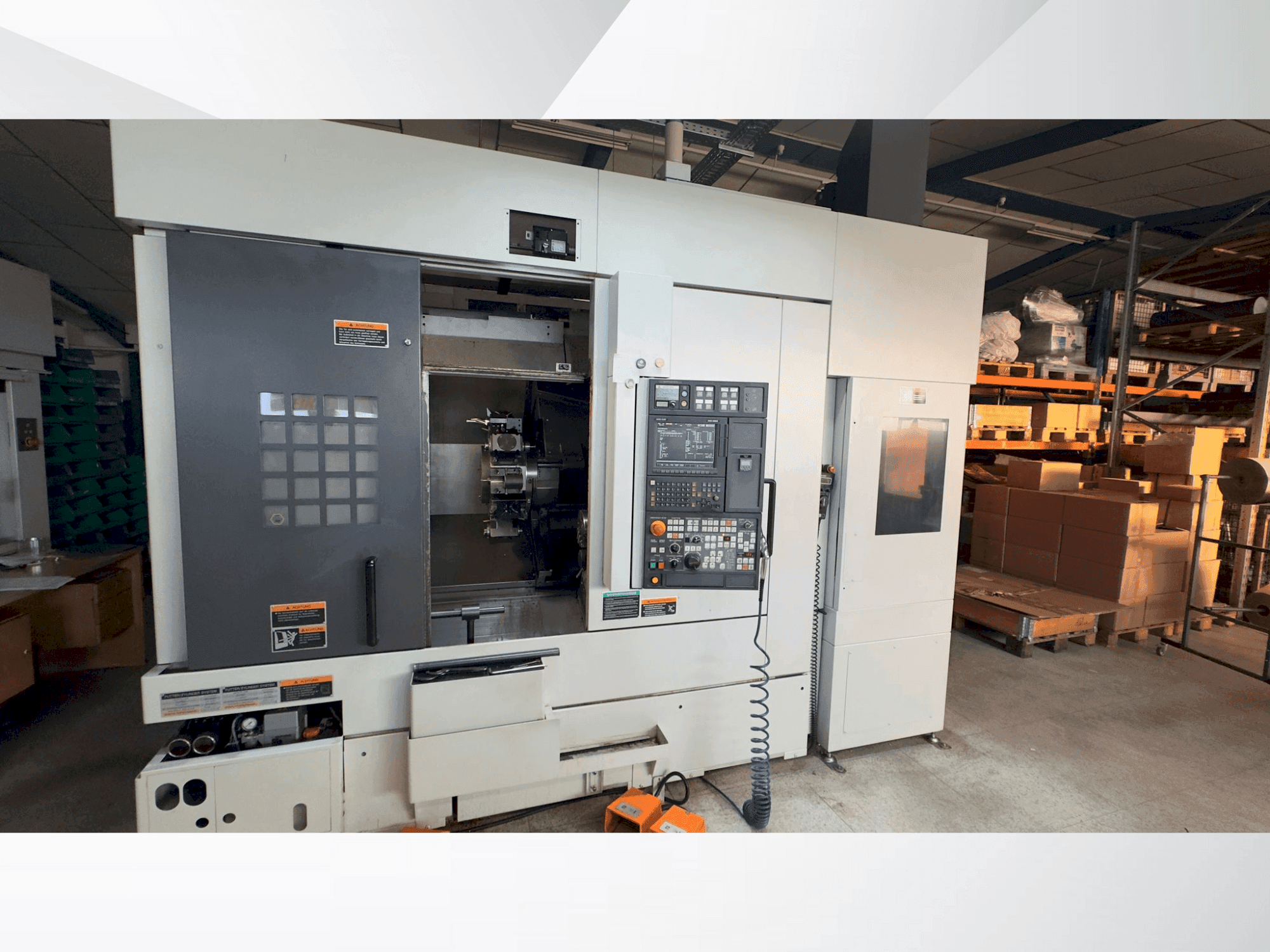 Frontansicht der MORI SEIKI NL 2000 SY /500  Maschine