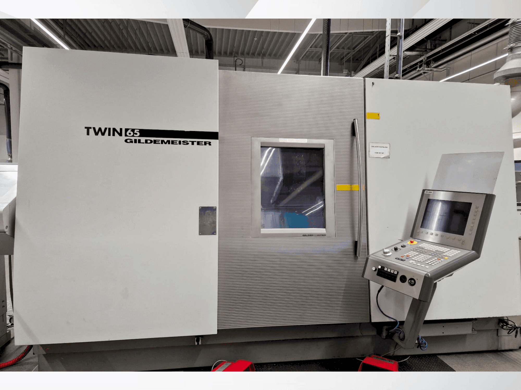 Frontansicht der Gildemeister TWIN 65 (2004)  Maschine