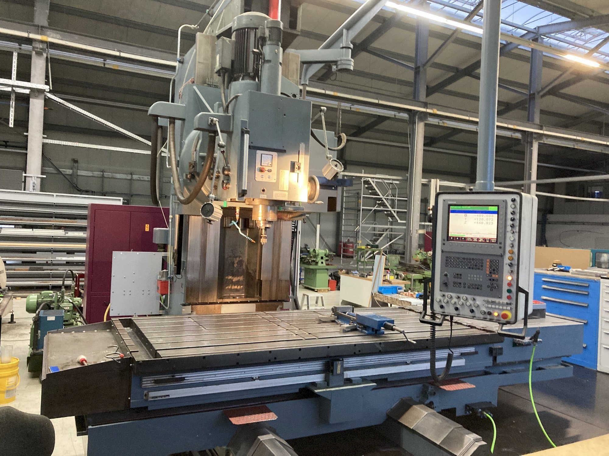 Frontansicht der Droop & Rein FS 130 SKE  Maschine