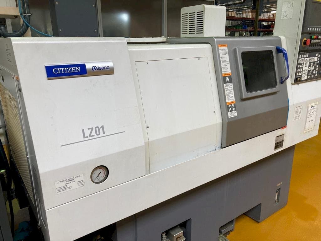 Frontansicht der Miyano LZ-01RY2  Maschine