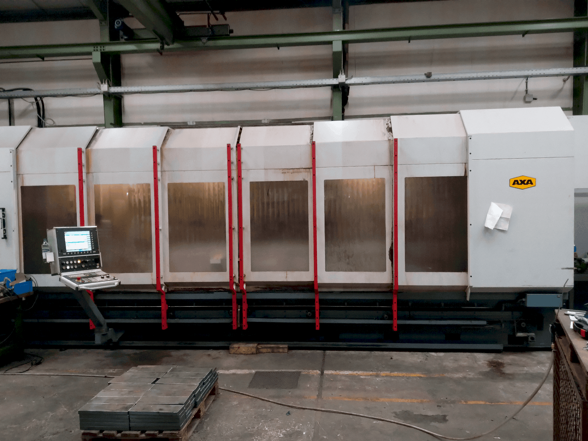 Frontansicht der AXA VHC-2-5000-XTS-50  Maschine