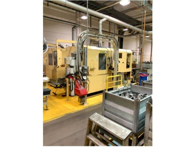 Frontansicht der TAJMAC-ZPS SAL 100/4  Maschine