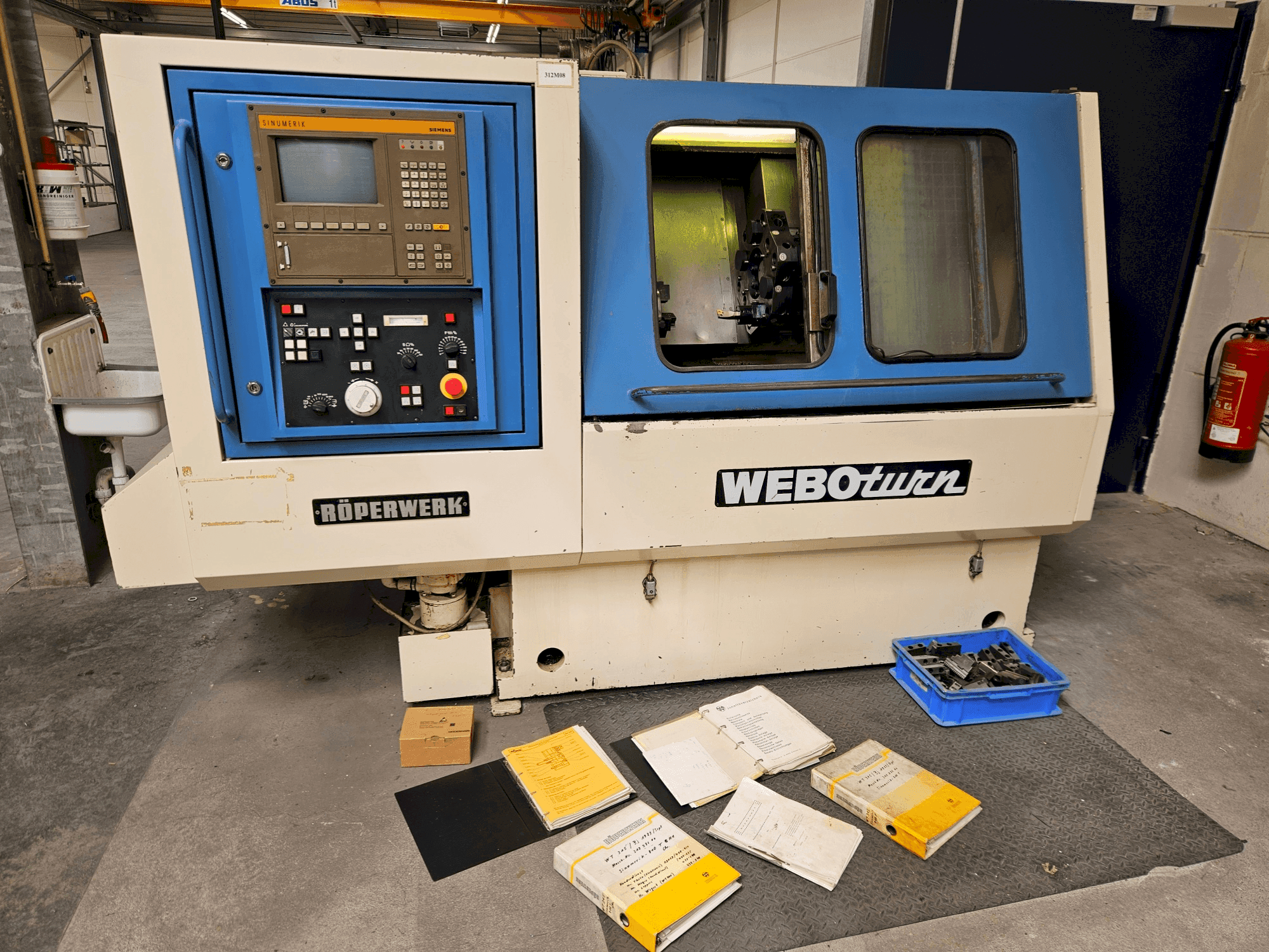 Frontansicht der ROEPERWERK WEBOturn 400  Maschine