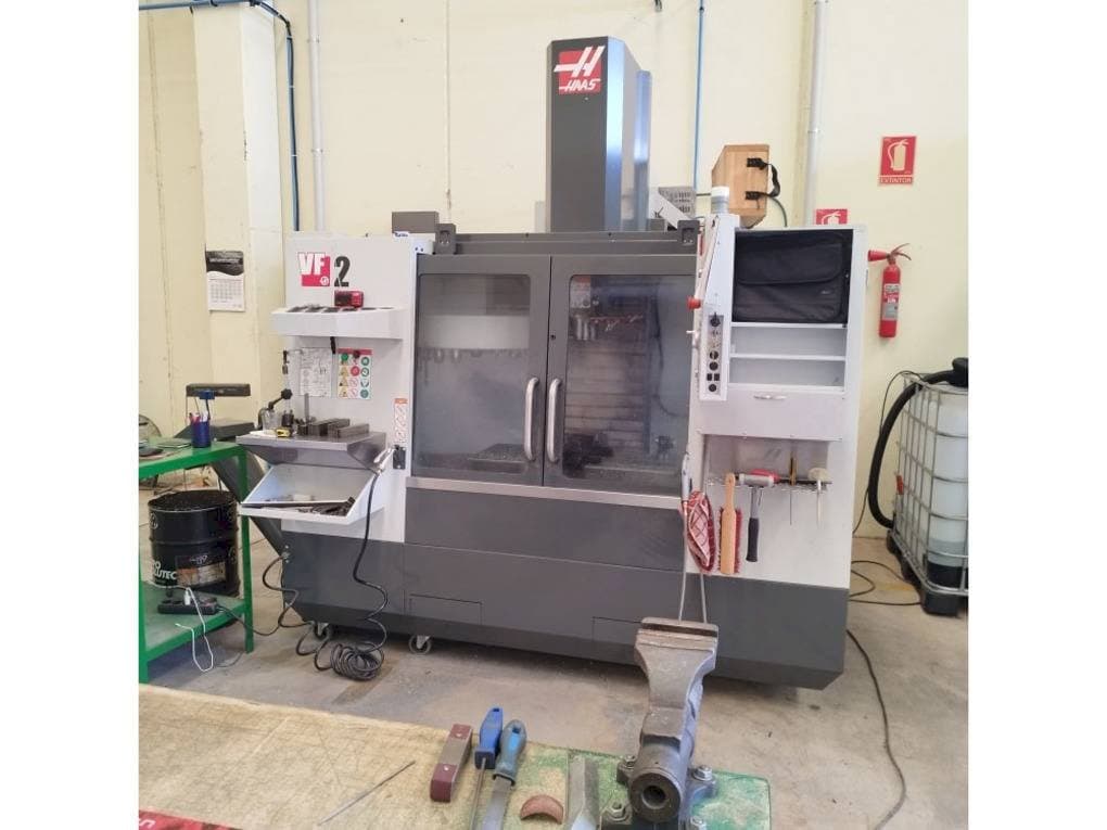 Frontansicht der HAAS VF-2  Maschine
