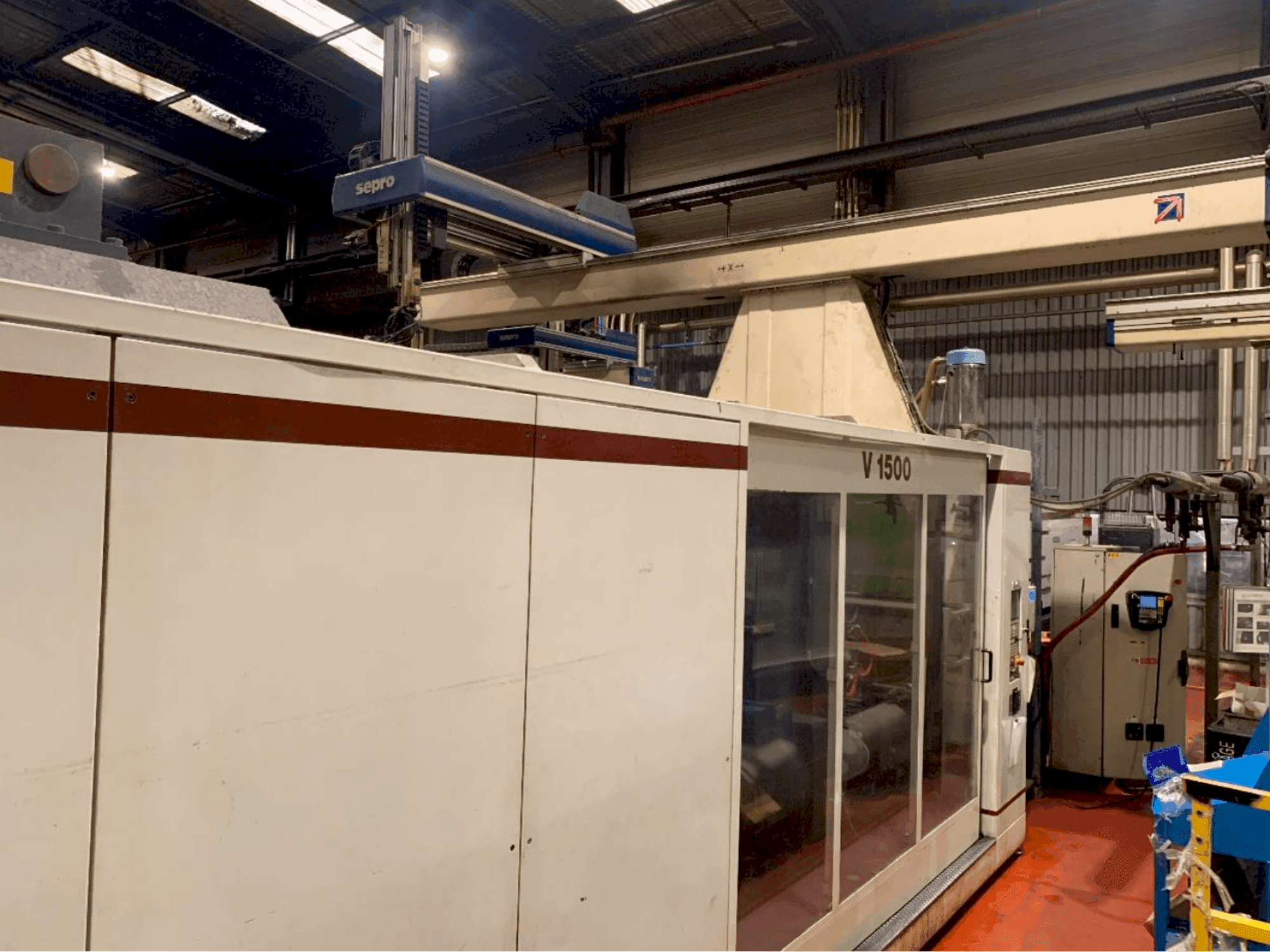 Frontansicht der Negri Bossi 15000 H - 15200  Maschine