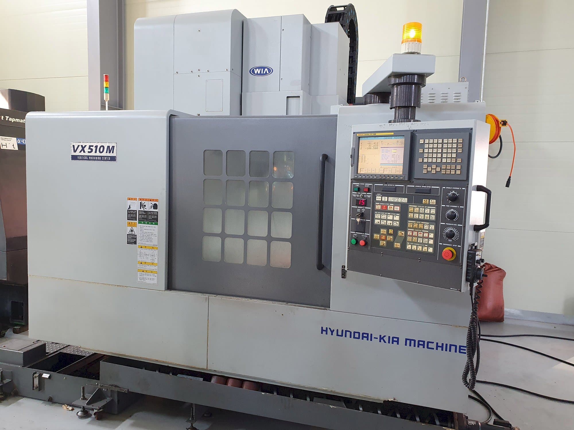 Frontansicht der Hyundai Kia VX510M  Maschine