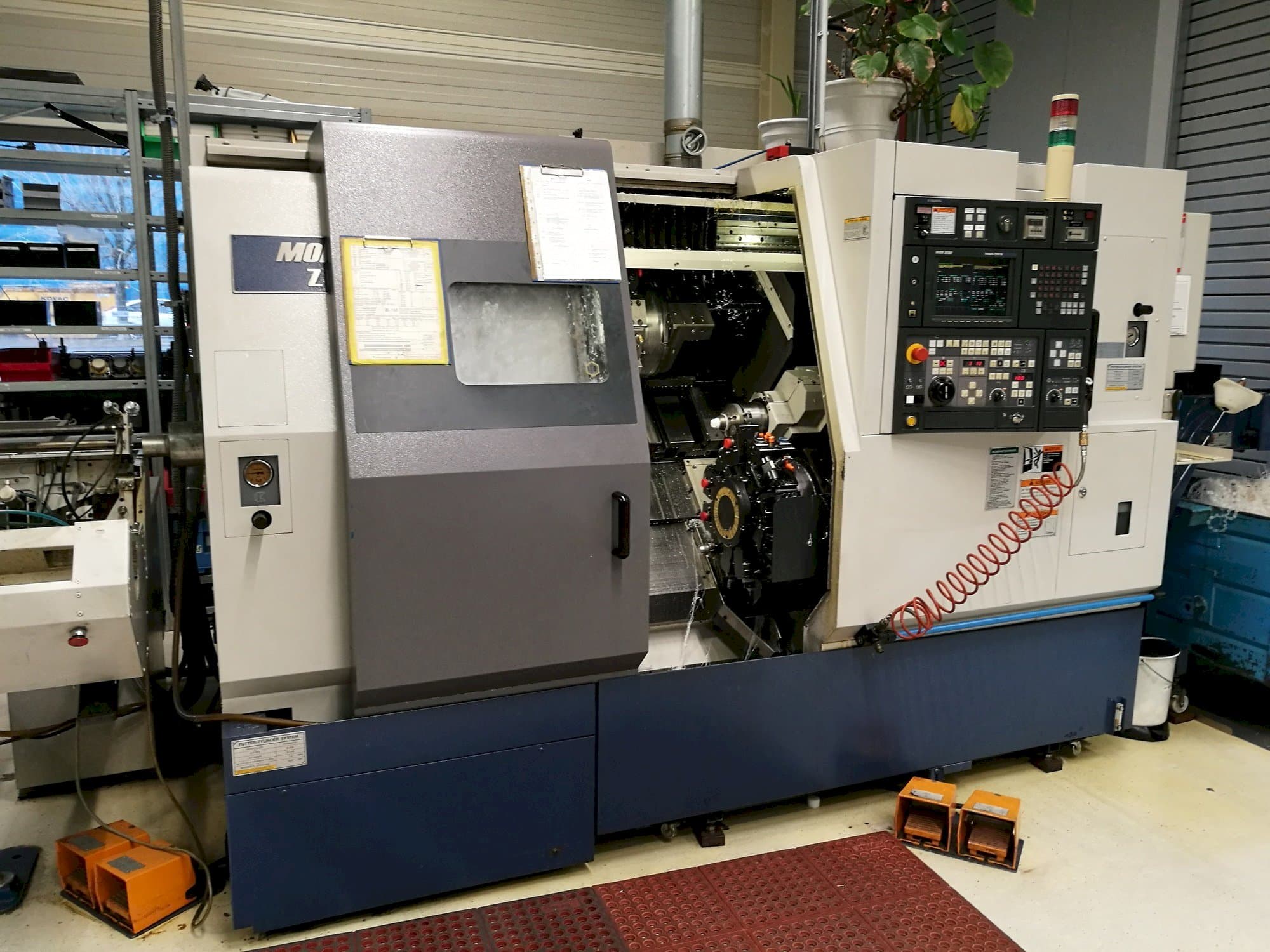 Frontansicht der MORI SEIKI ZL 150 MSC  Maschine