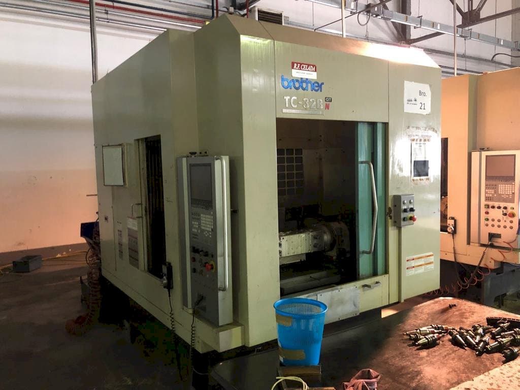 Frontansicht der Brother TC 32B  Maschine