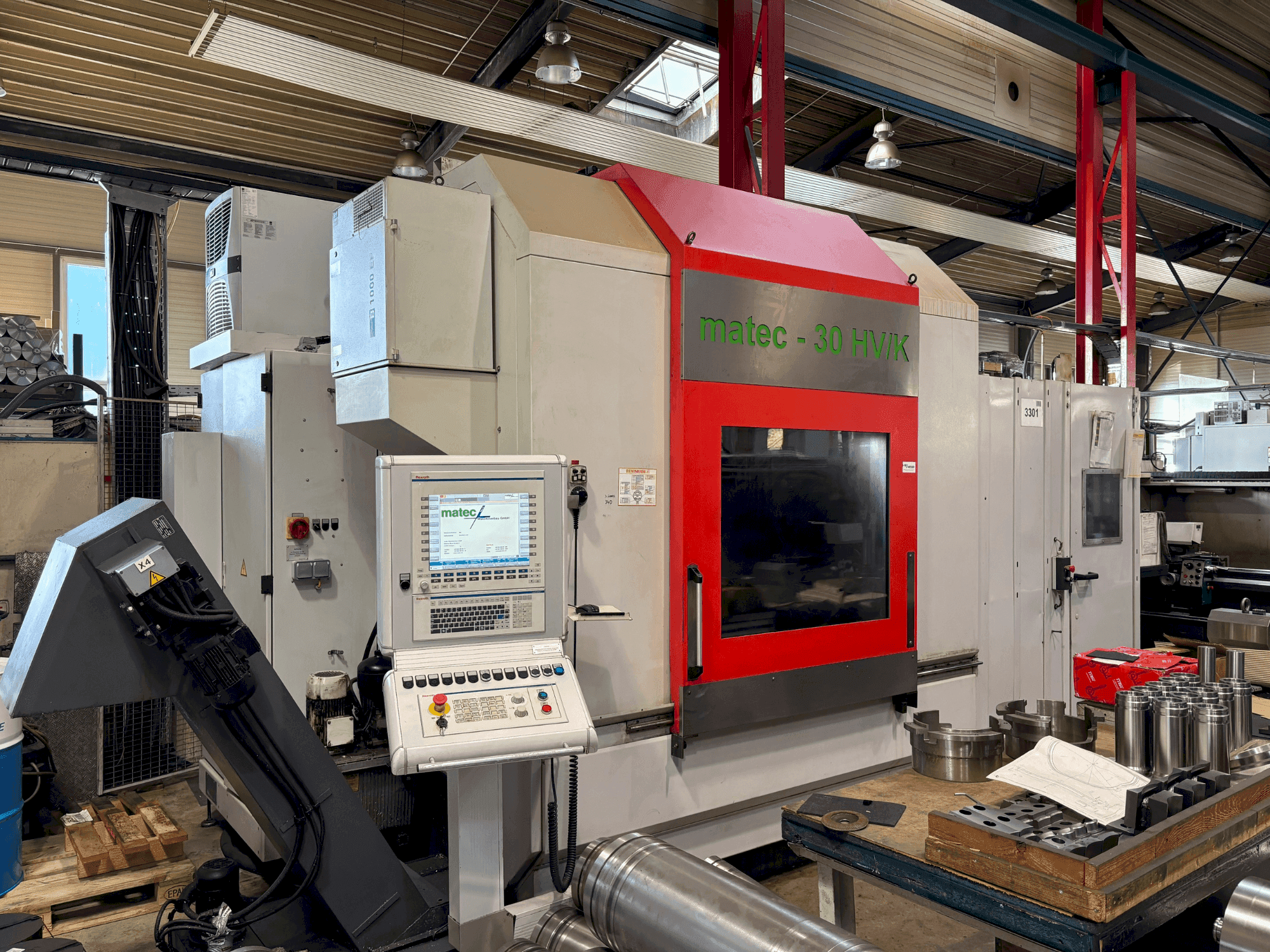 Frontansicht der Matec MATEC 30 HV/K  Maschine