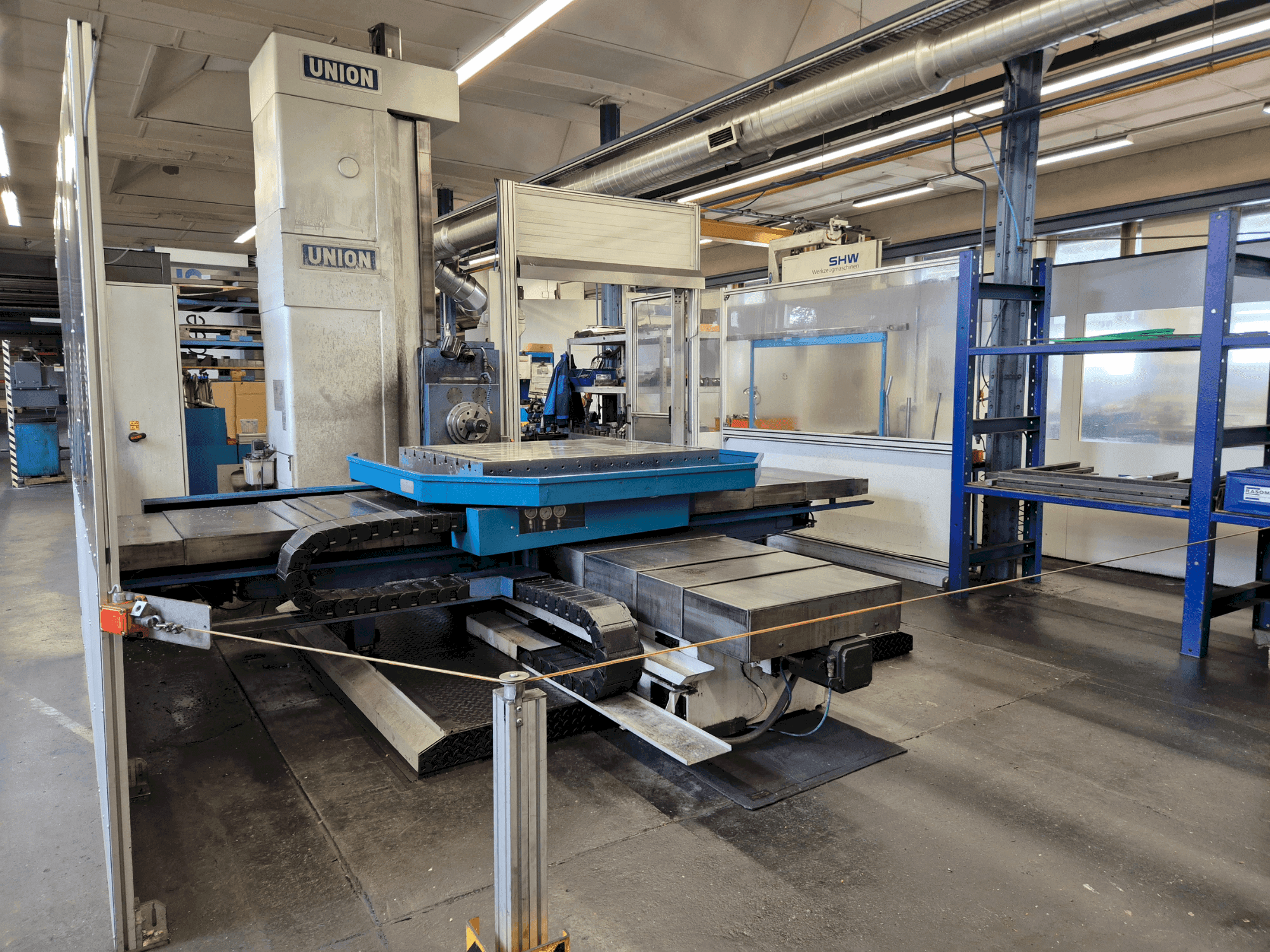 Frontansicht der UNION T105  Maschine