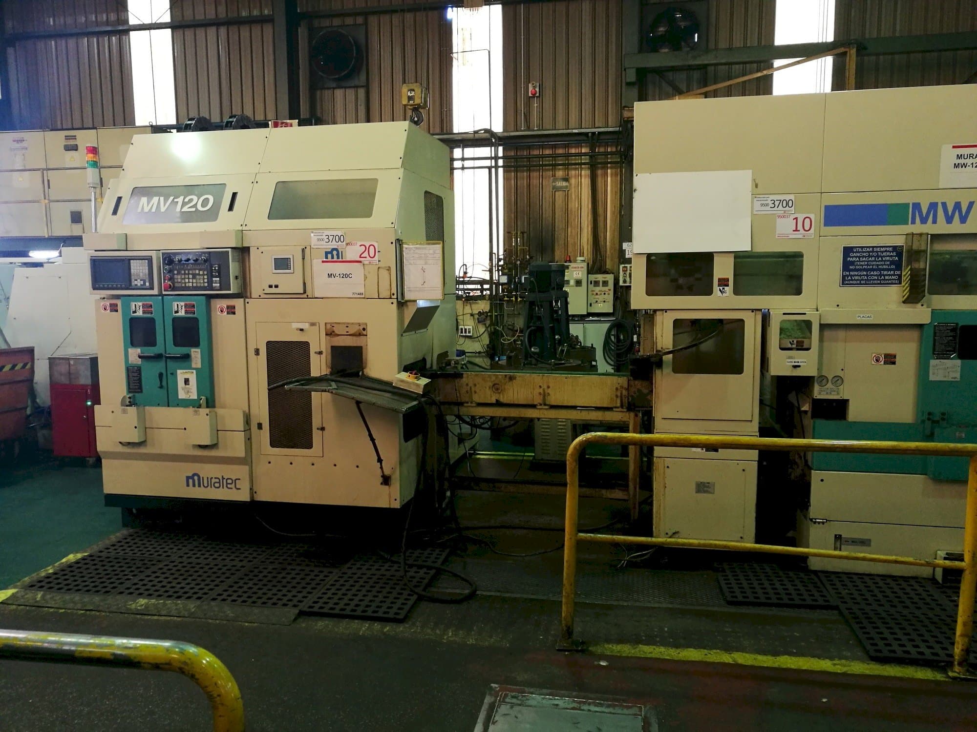 Frontansicht der Muratec MV120  Maschine