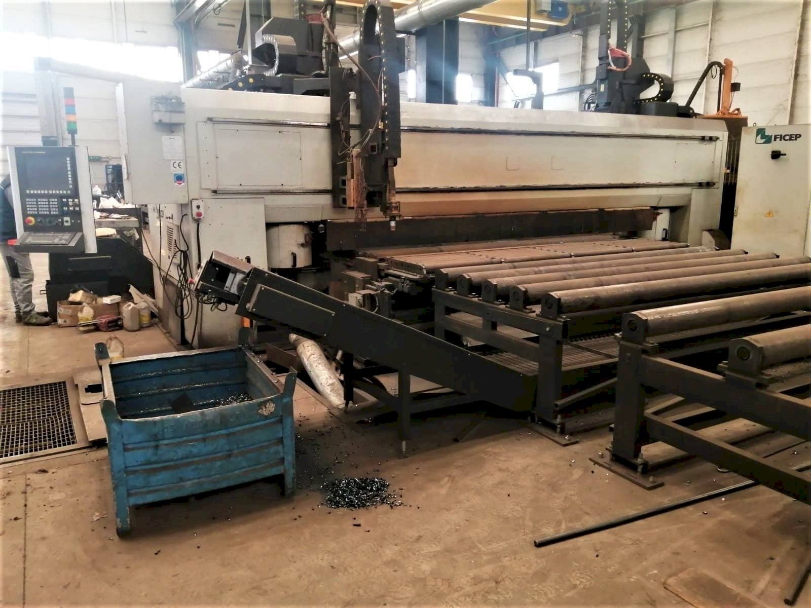 Frontansicht der FICEP GEMINI G31 LD  Maschine