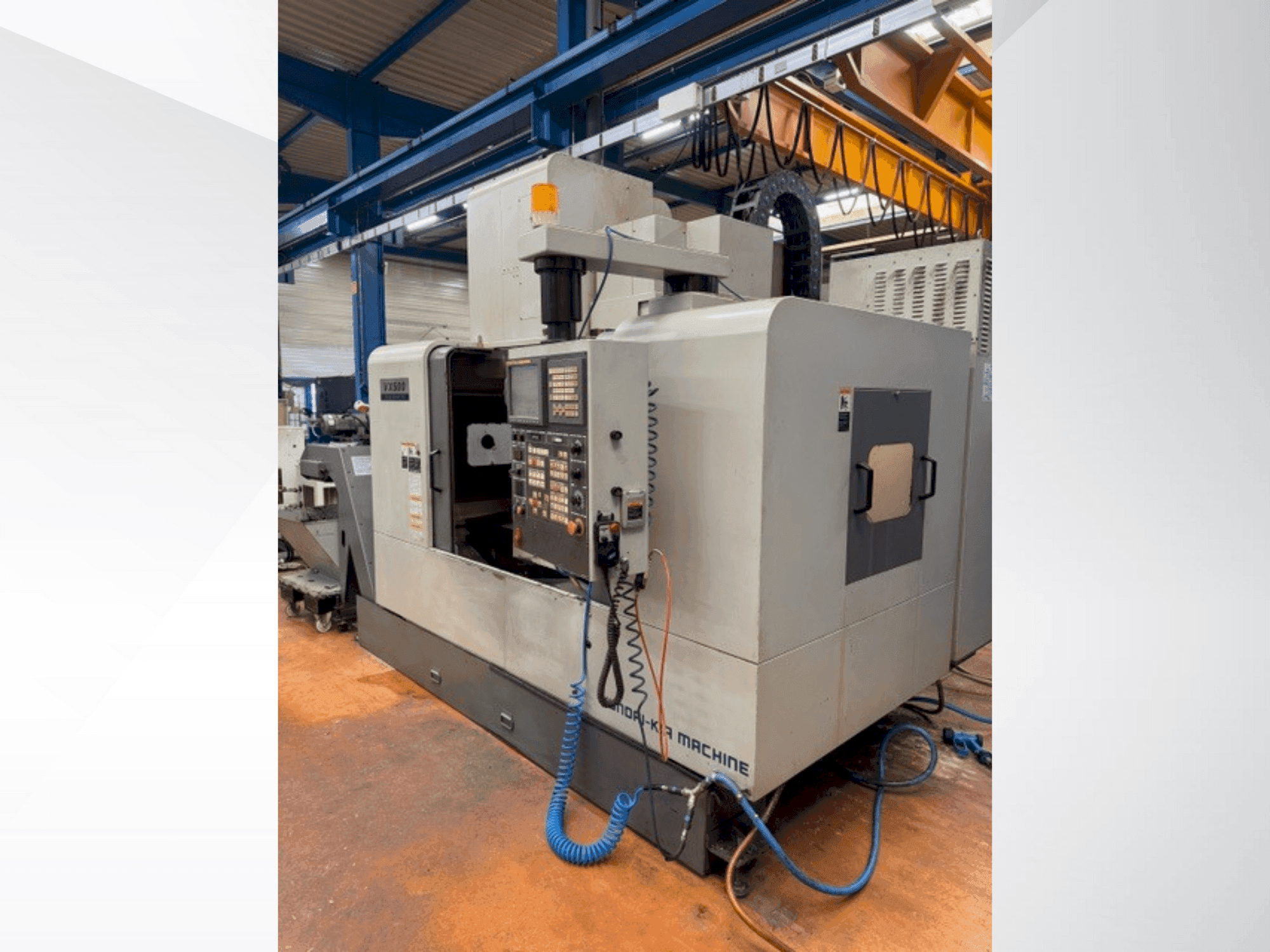 Frontansicht der HYUNDAI KIA VX500  Maschine