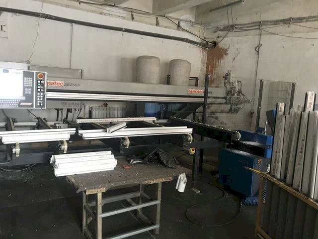 Frontansicht der Elumatec SBZ 608  Maschine