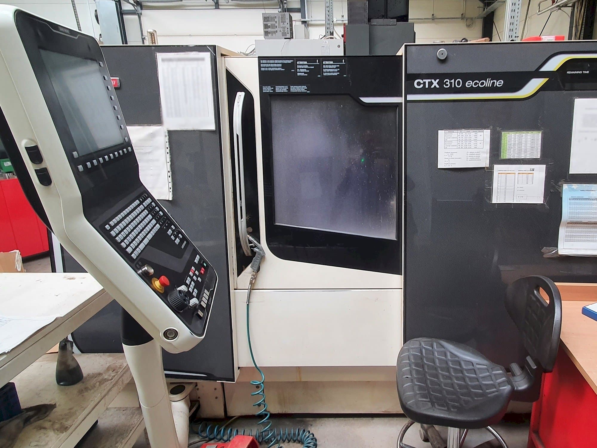 Frontansicht der DMG MORI SEIKI CTX  Maschine