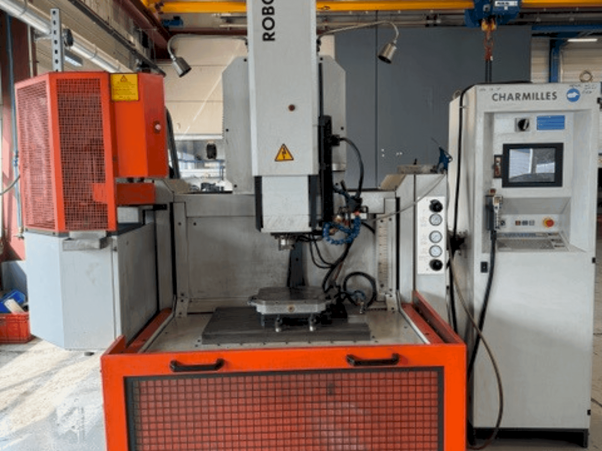 Frontansicht der CHARMILLES ROBOFORM 55P  Maschine