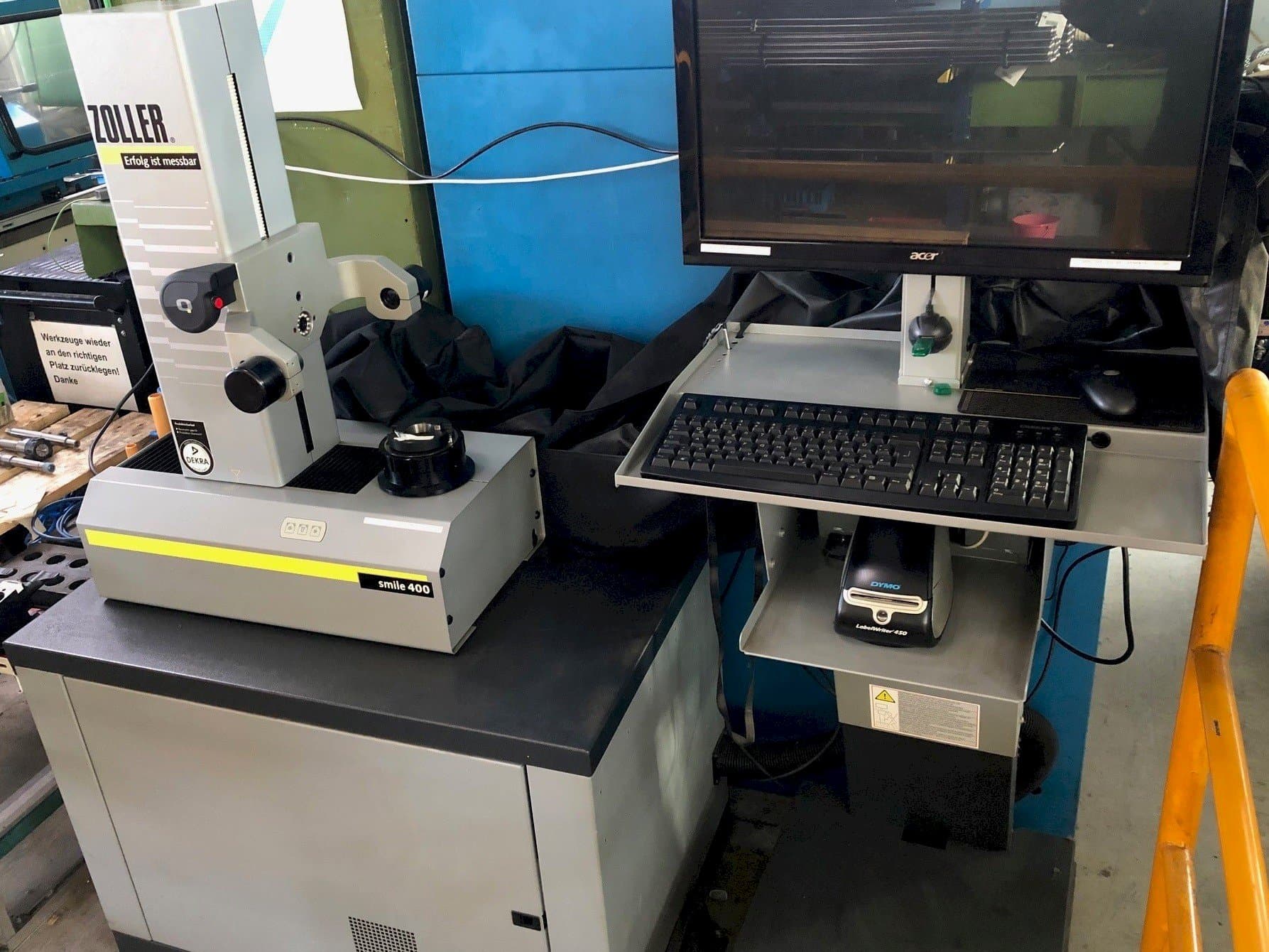 Frontansicht der Zoller smile 400  Maschine