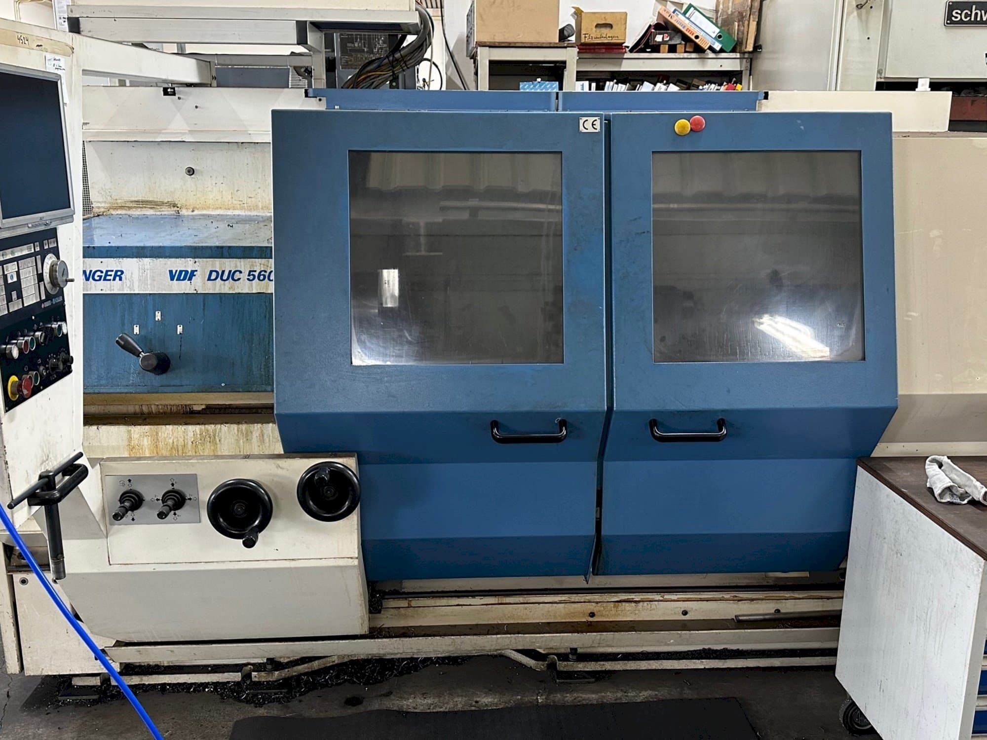 Frontansicht der BOEHRINGER DUC 560  Maschine