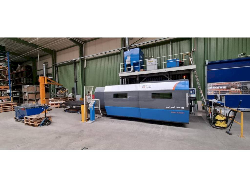 Frontansicht der Prima Power Platino Fiber  Maschine