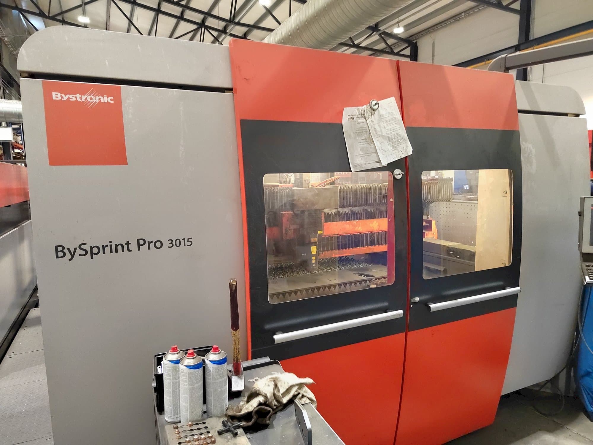 Frontansicht der Bystronic Bysprint Pro 3015  Maschine