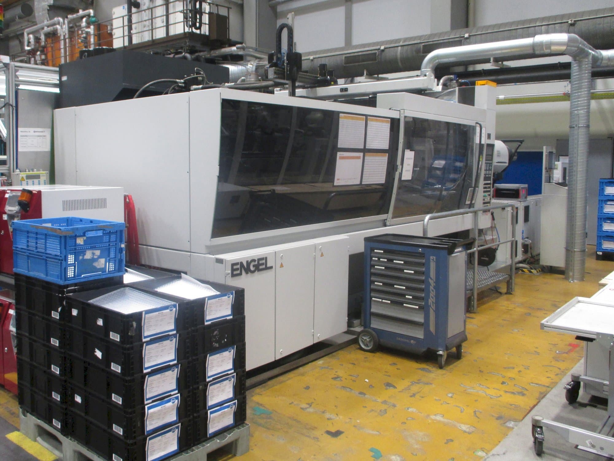 Frontansicht der ENGEL ES 3550/600 HL  Maschine