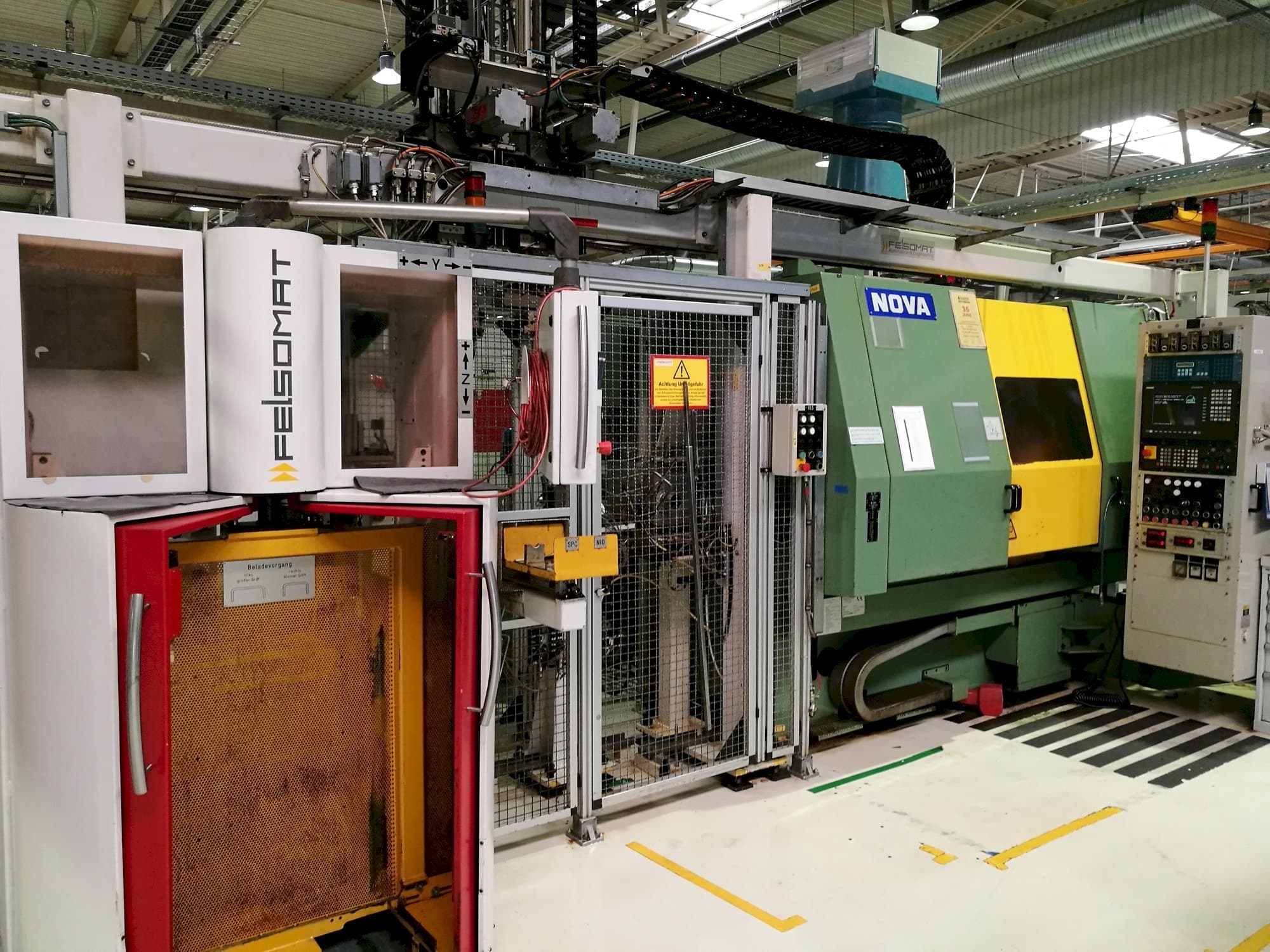 Frontansicht der NOVA M12-T4N  Maschine