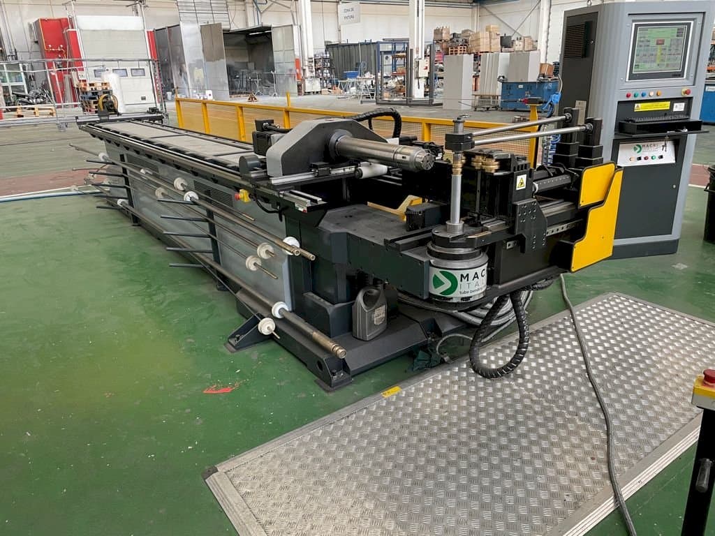 Frontansicht der Macri Italia Provar 65 UD-6  Maschine