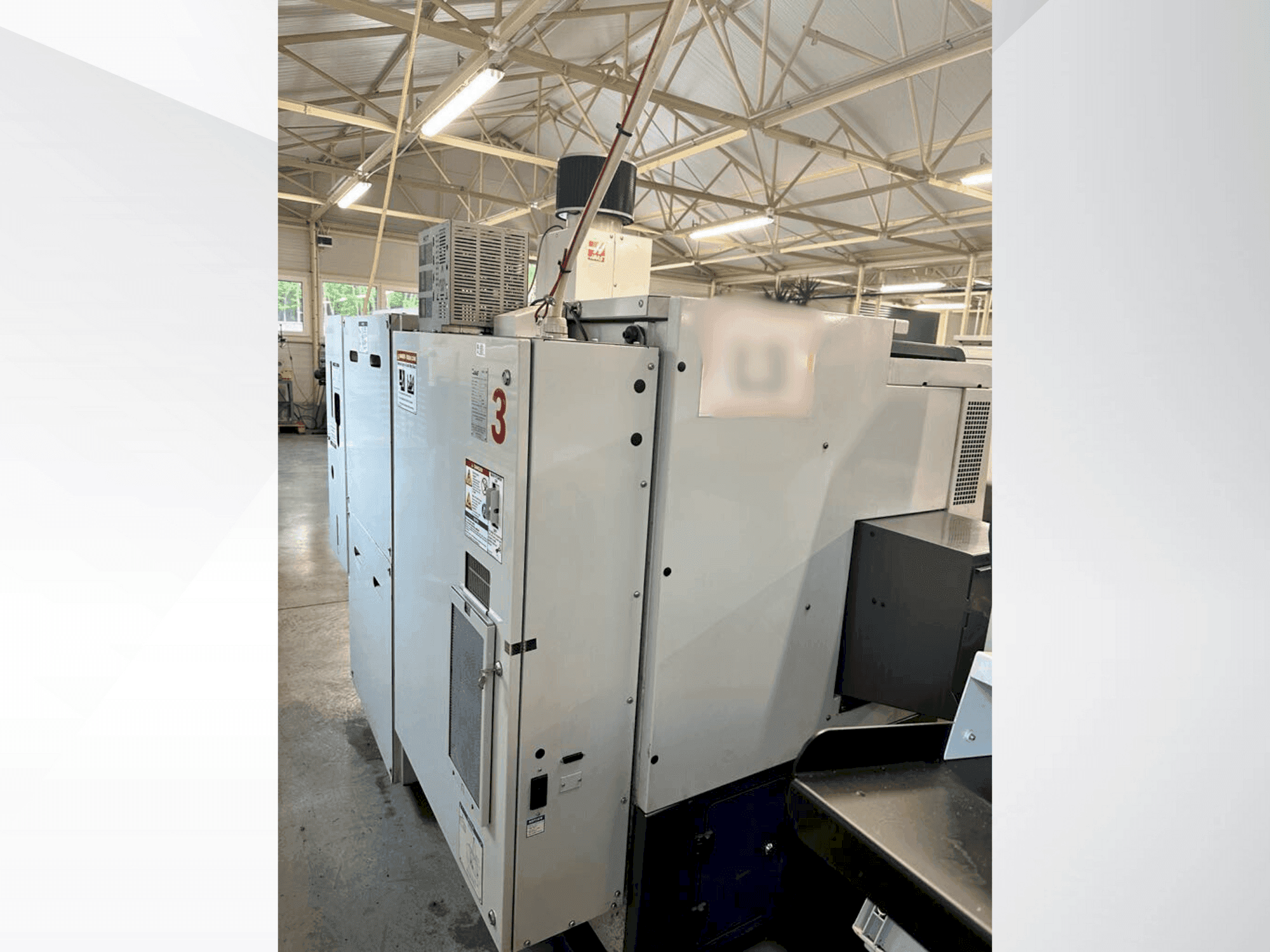 Frontansicht der HAAS ST-10  Maschine