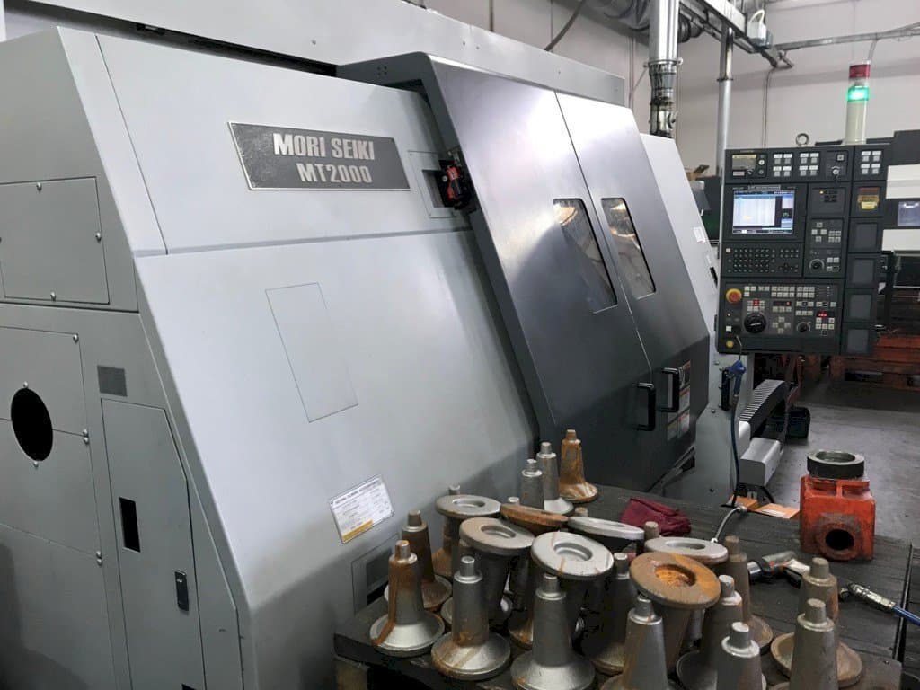 Frontansicht der MORI SEIKI MT 2002 SZ  Maschine