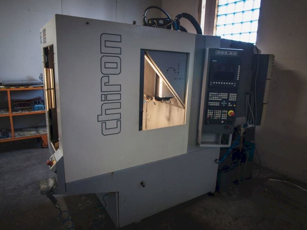 Frontansicht der CHIRON FZ 08 W  Maschine