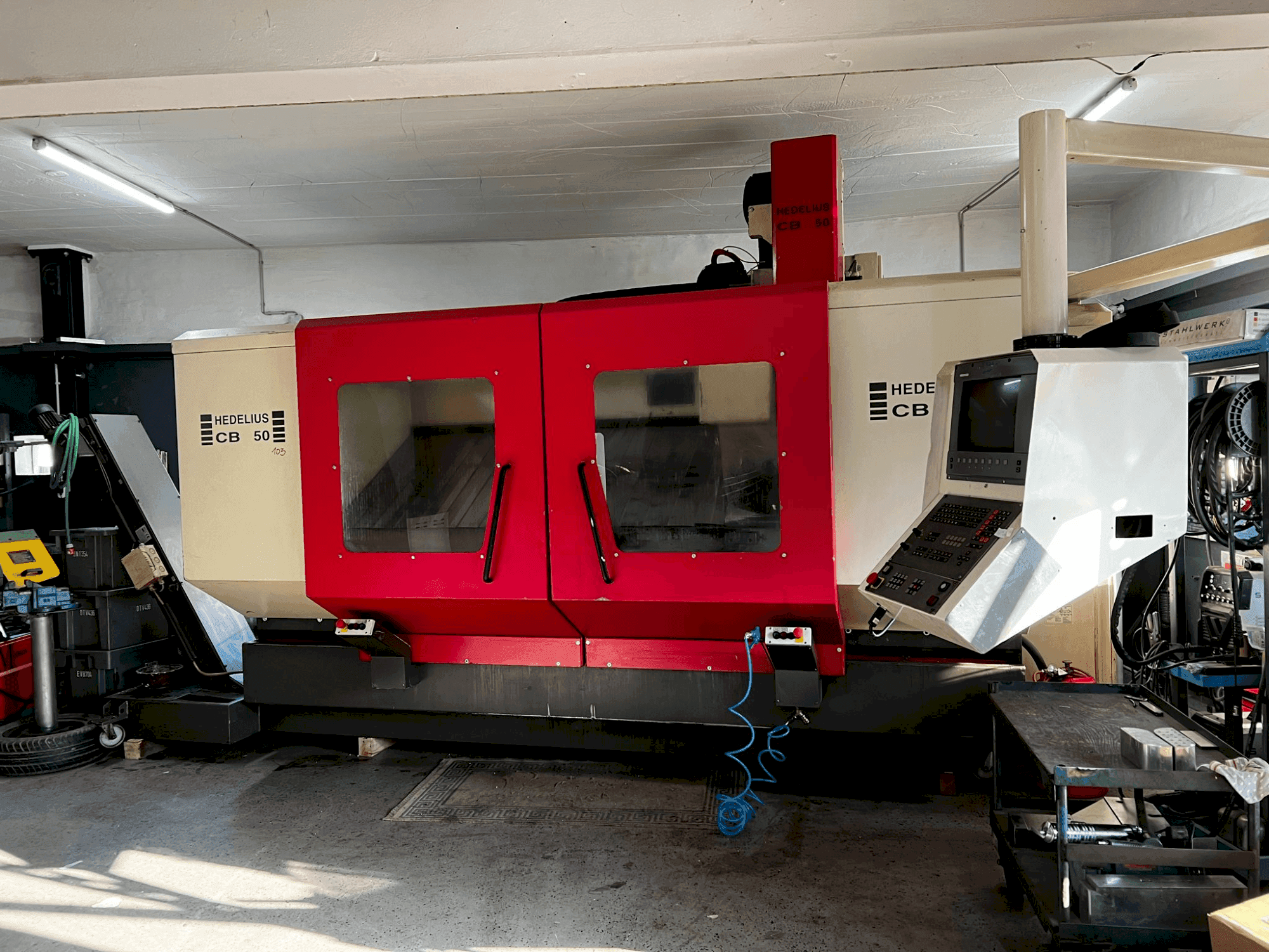 Frontansicht der HEDELIUS CB 50  Maschine