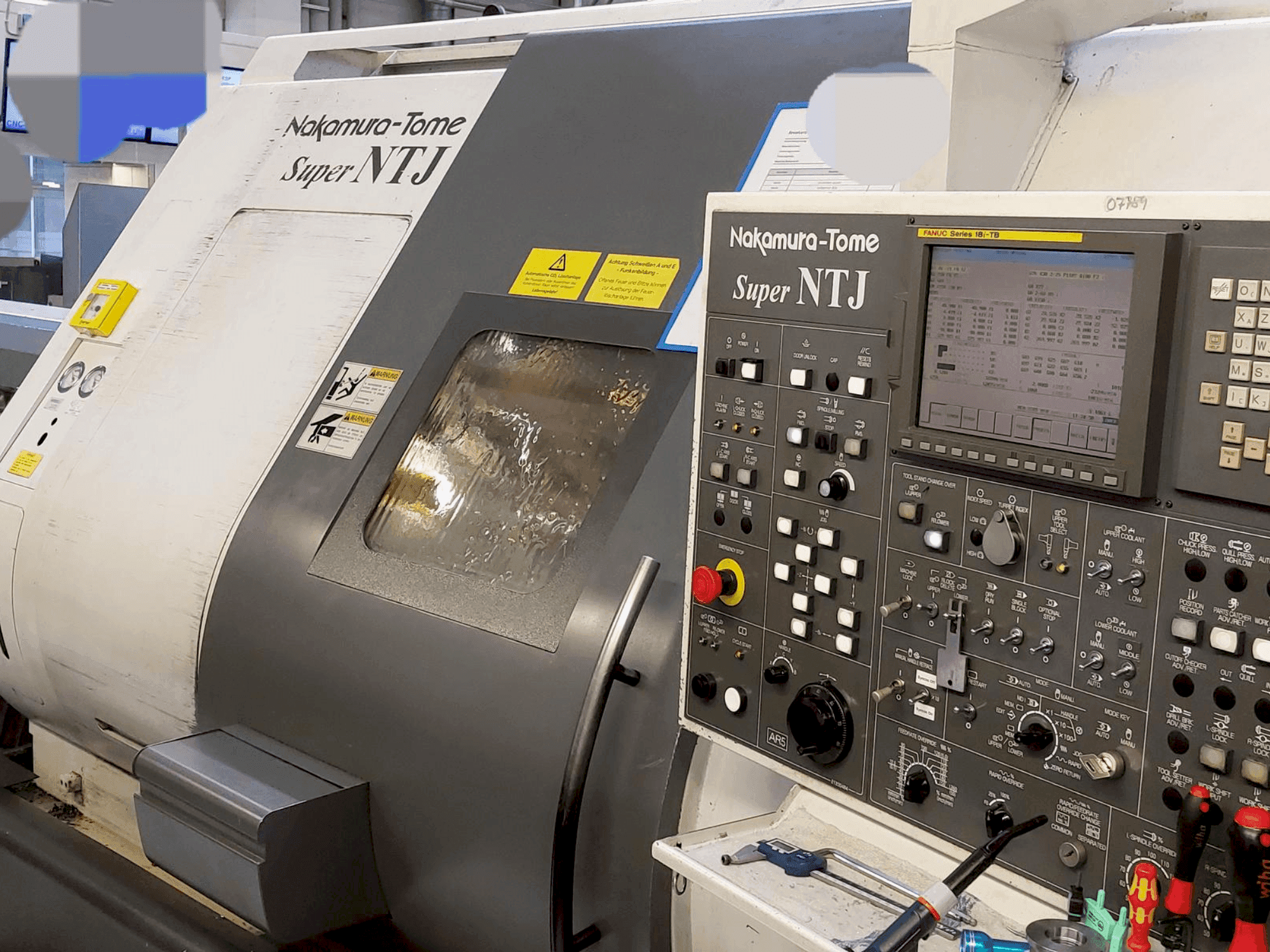 Frontansicht der NAKAMURA Super NTJ (2006)  Maschine