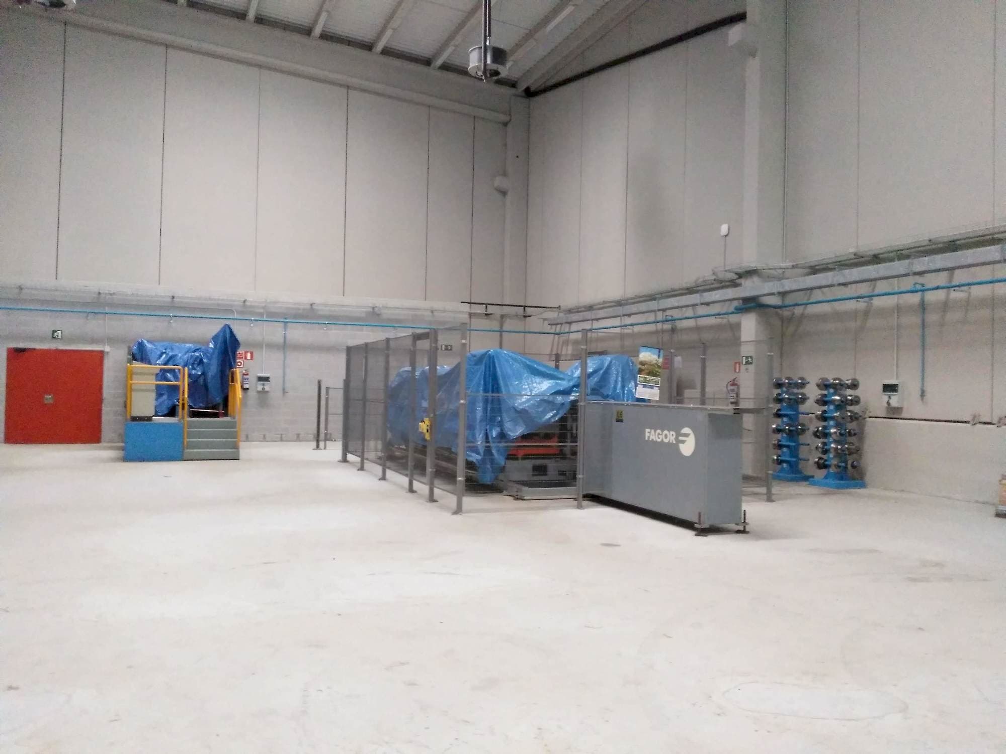 Frontansicht der Fagor									   Maschine