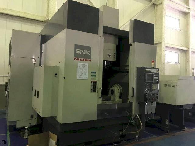 Frontansicht der SNK Nissin  Maschine