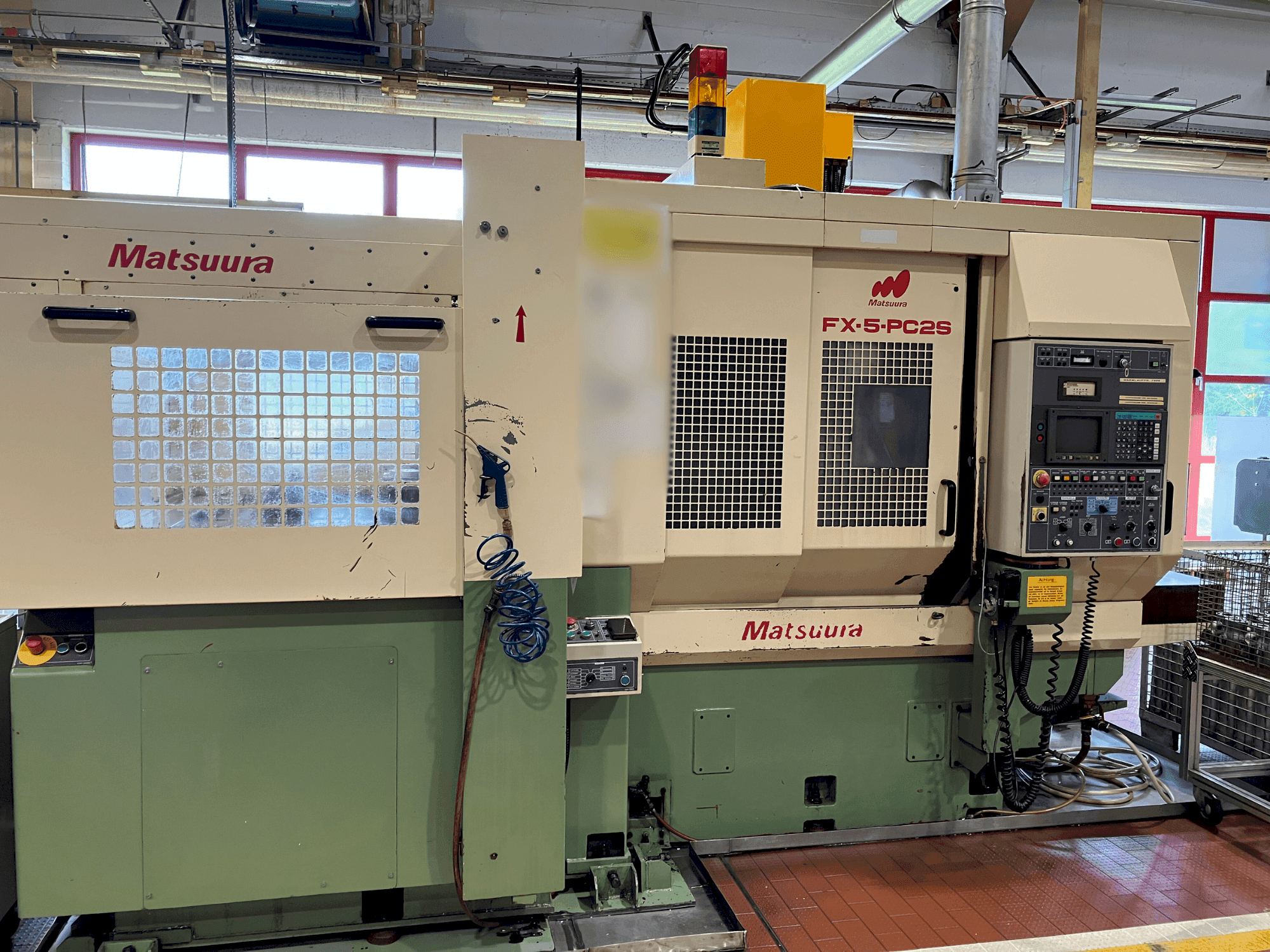 Frontansicht der Matsuura FX-5-PC2S  Maschine