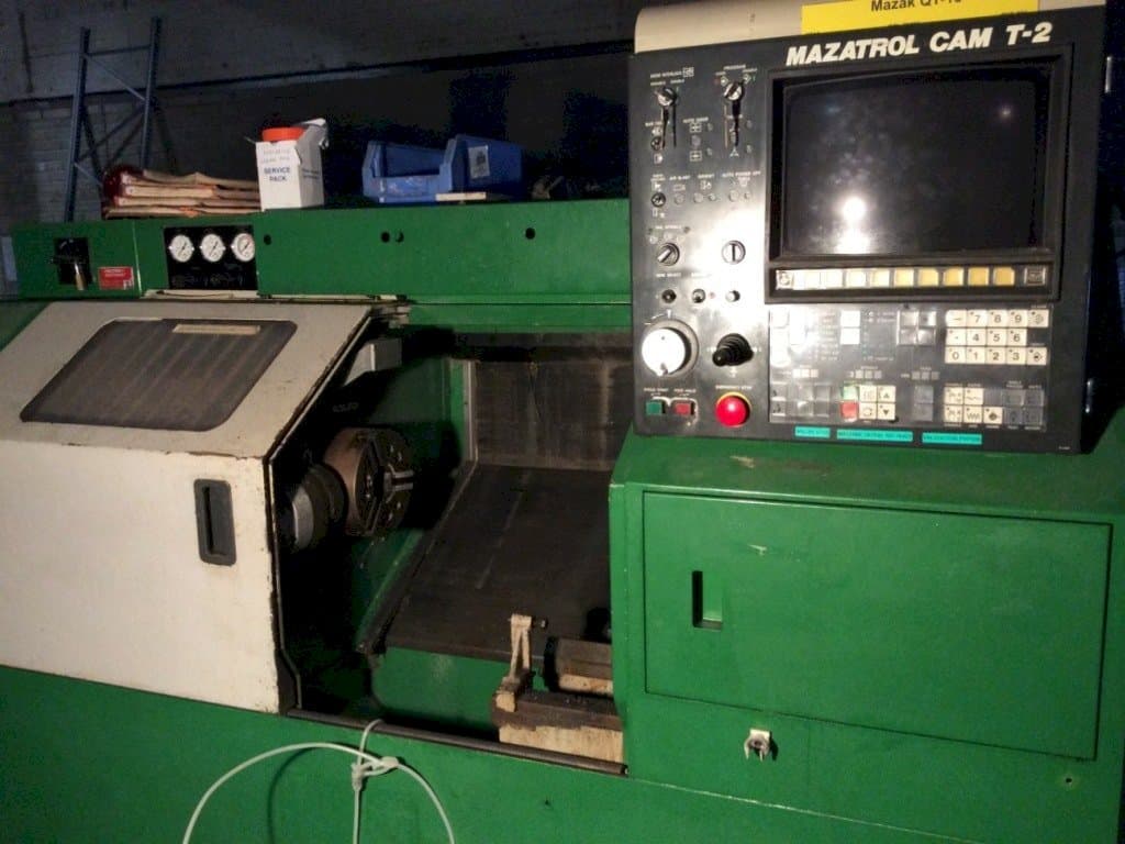 Frontansicht der Mazak Super QuickTurn 15MS  Maschine