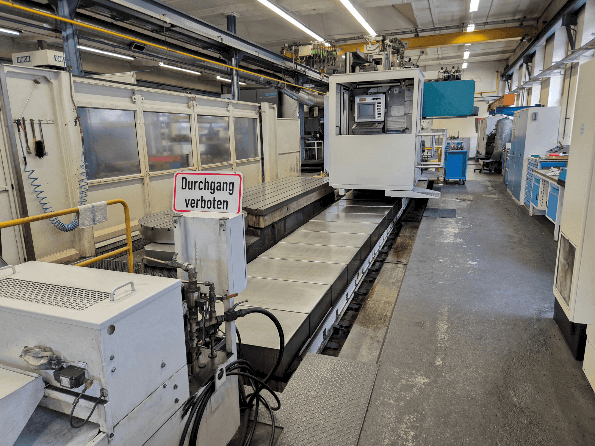 Frontansicht der SHW Powerspeed 5  Maschine