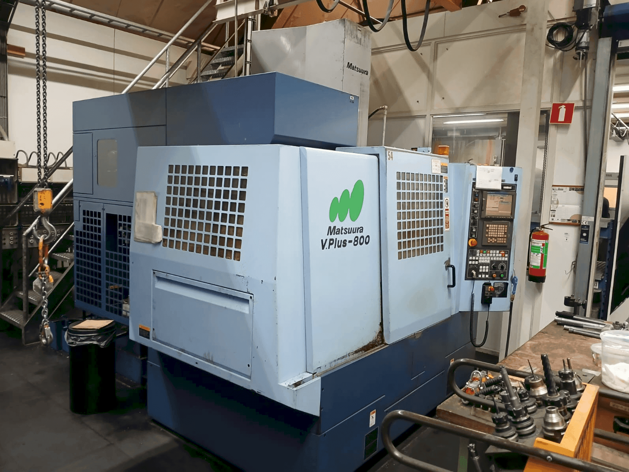 Frontansicht der Matsuura V.PLUS-800 Maschine