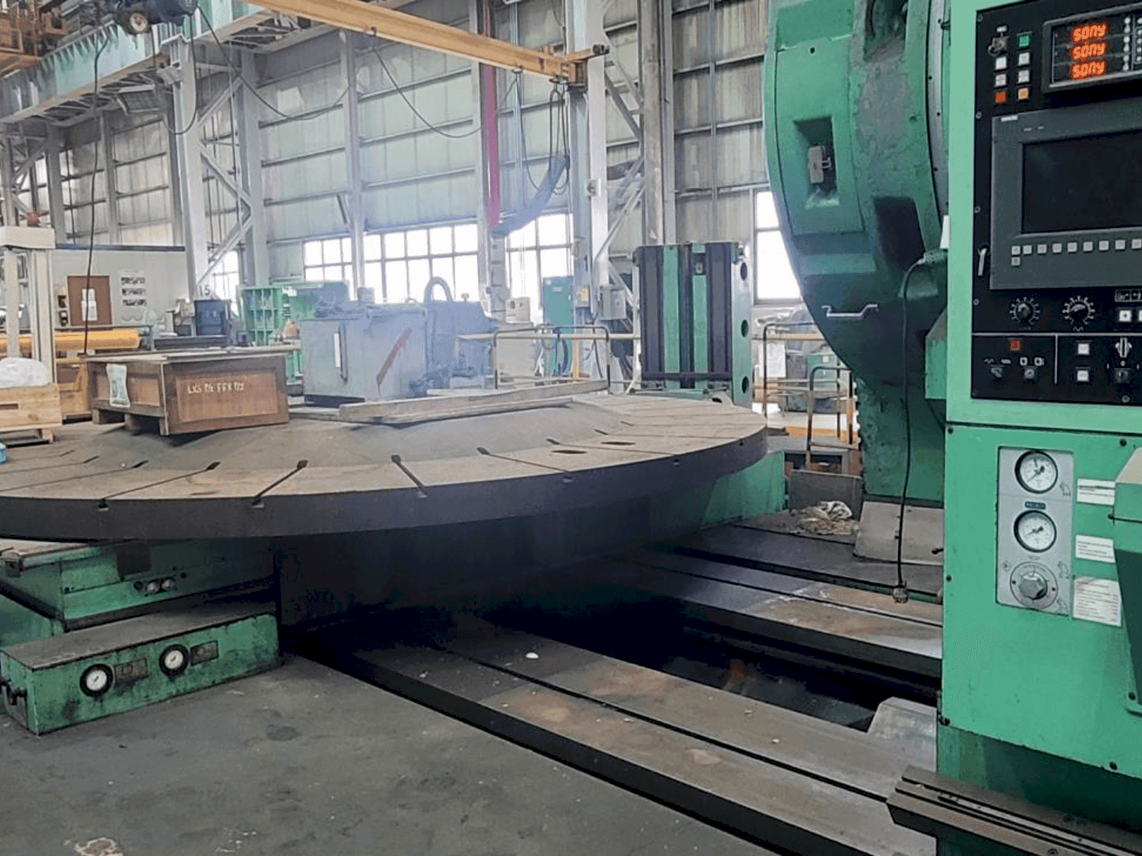 Frontansicht der MAAG SH-600  Maschine