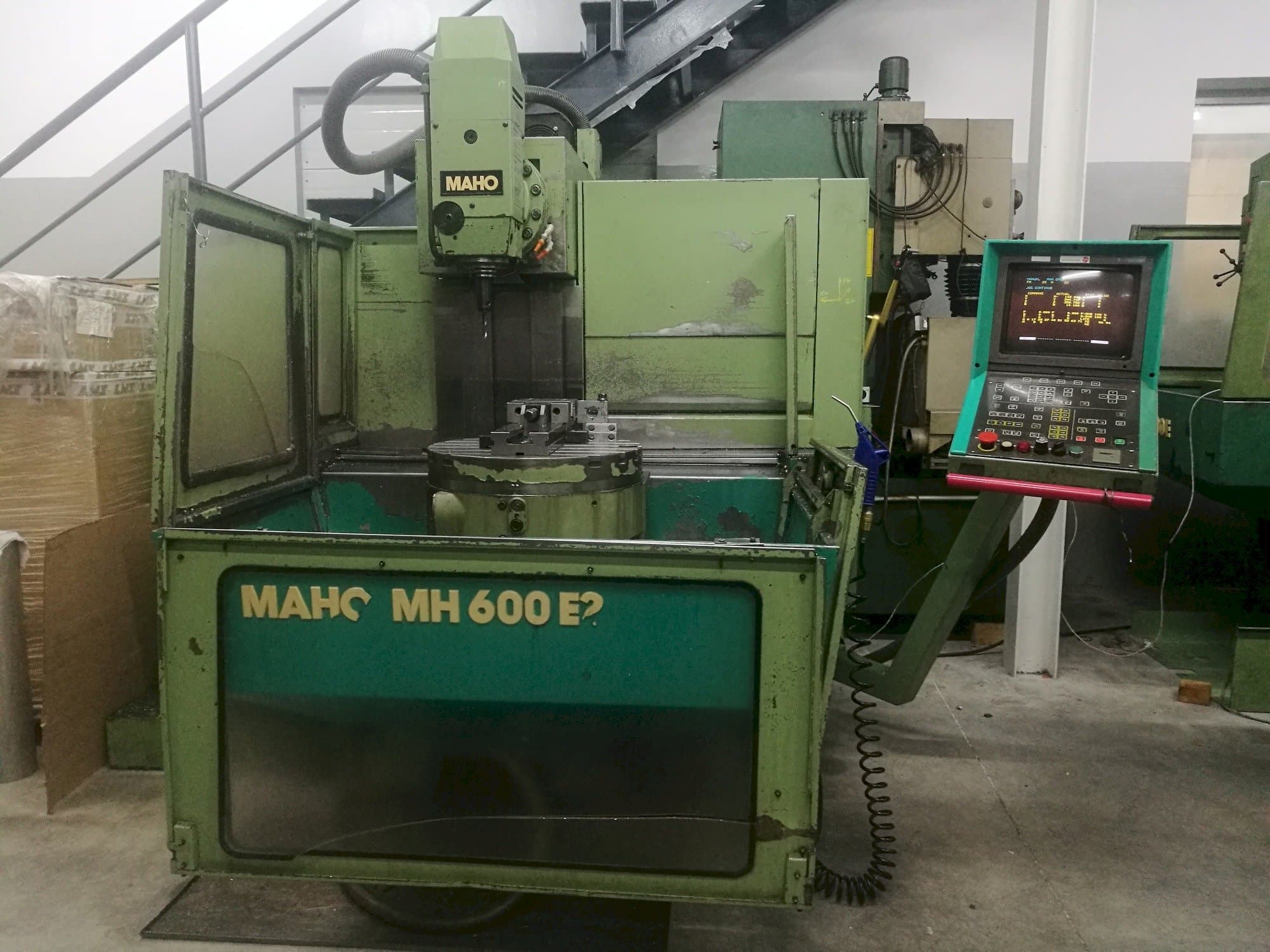 Frontansicht der Maho MH 600 E2  Maschine