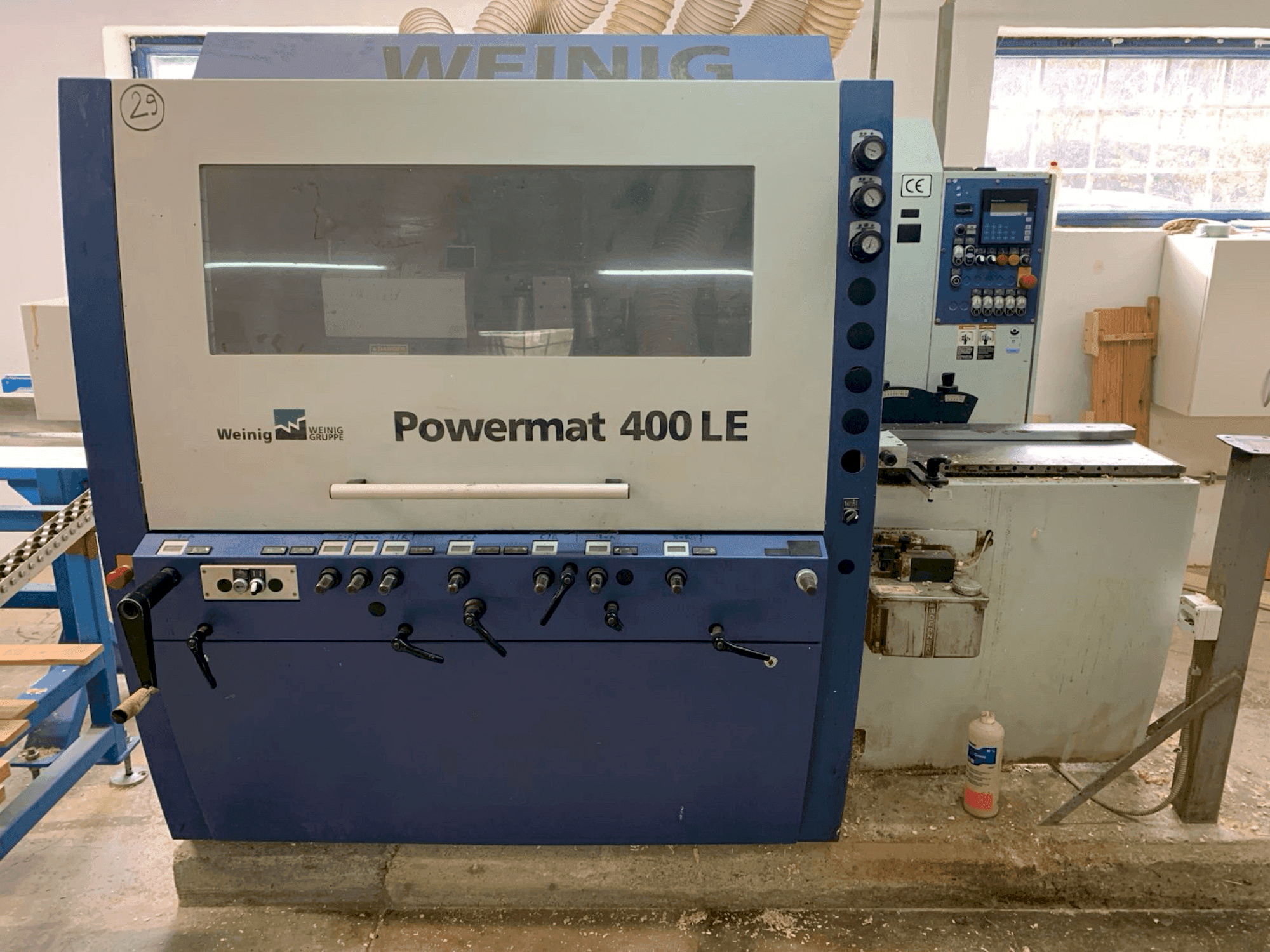 Frontansicht der WEINIG / DIMTER POWERMAT 400LE  Maschine