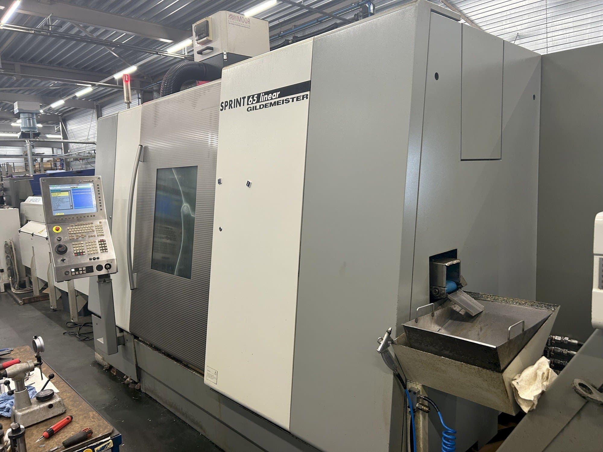 Frontansicht der Gildemeister Sprint 65 linear  Maschine