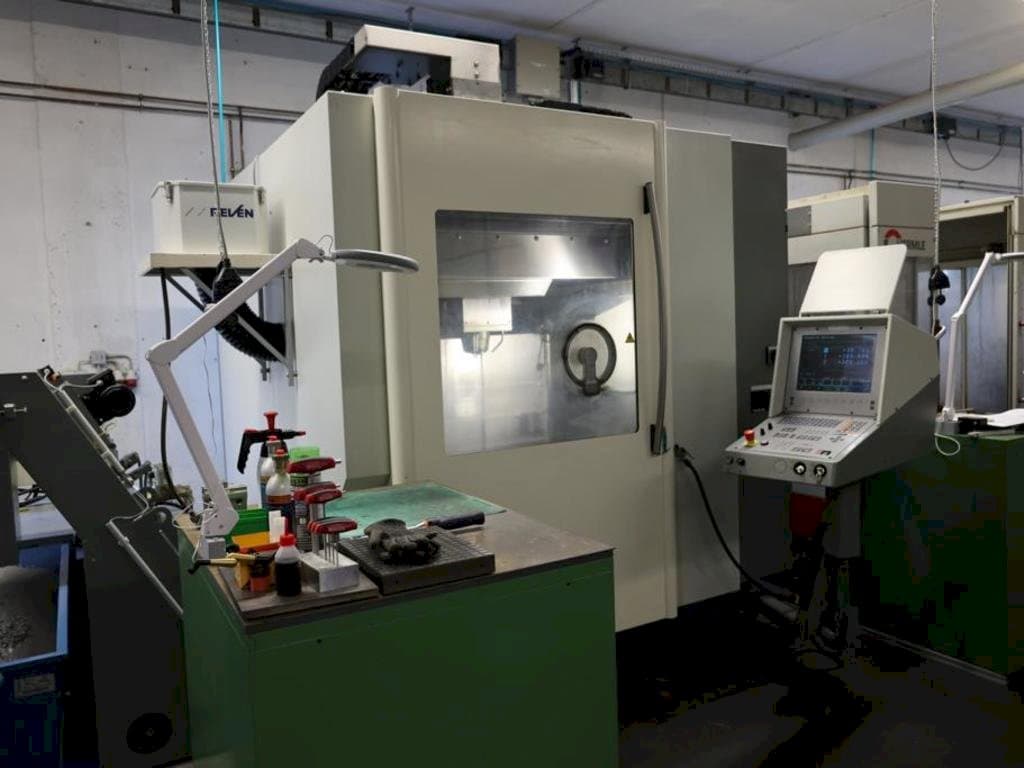 Frontansicht der DMG DMC65V  Maschine