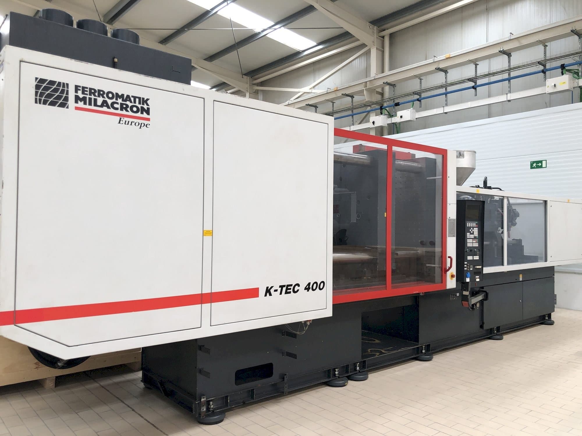 Frontansicht der Ferromatik K-TEC400S  Maschine