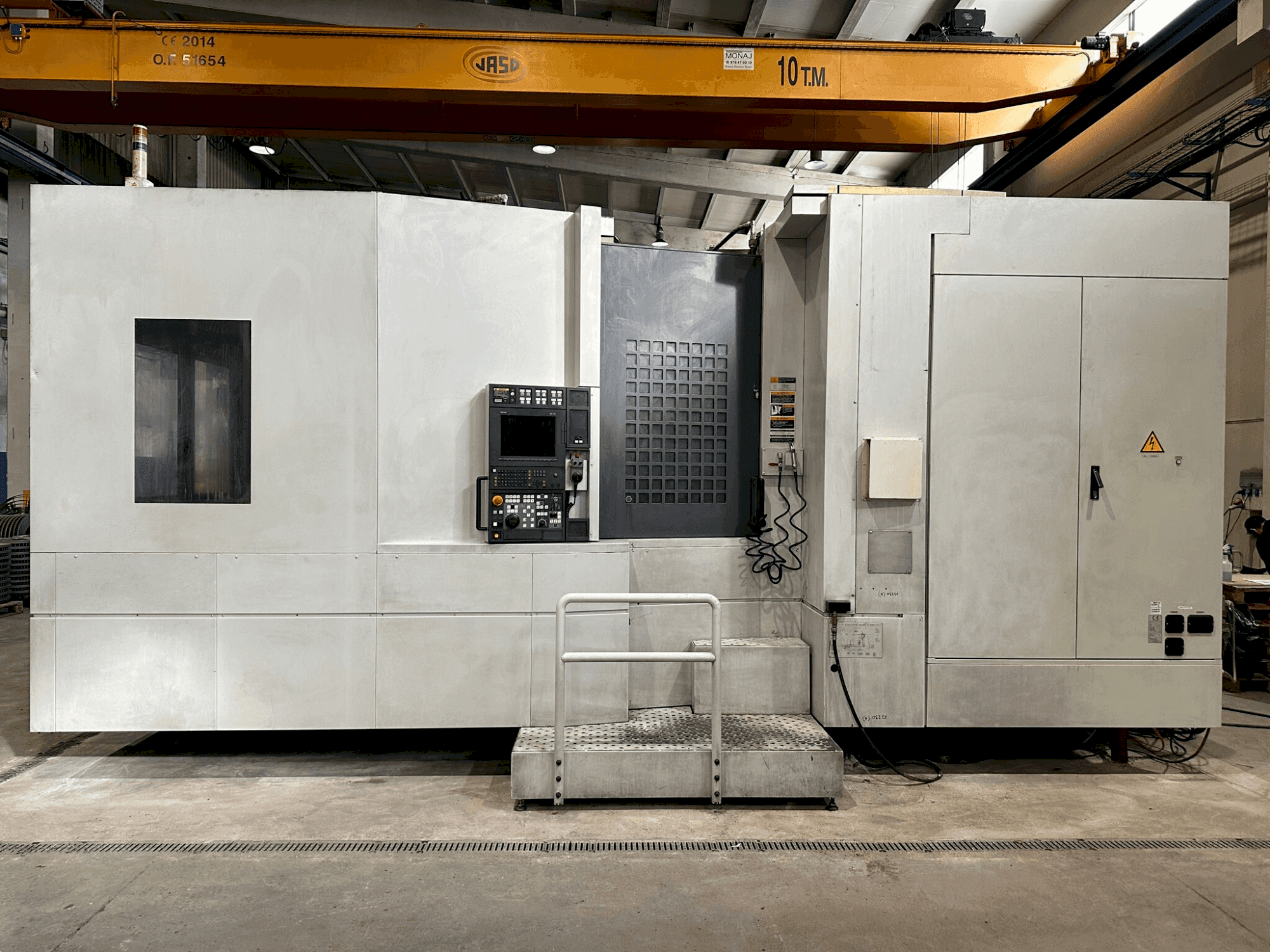 Frontansicht der MORI SEIKI NH8000DCG  Maschine