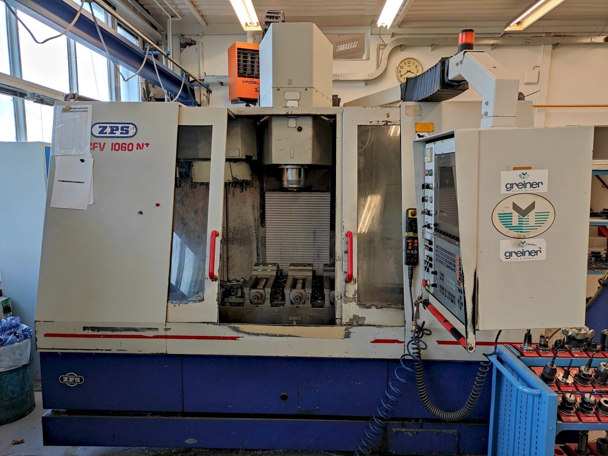 Frontansicht der ZPS MCFV 1060 NT  Maschine