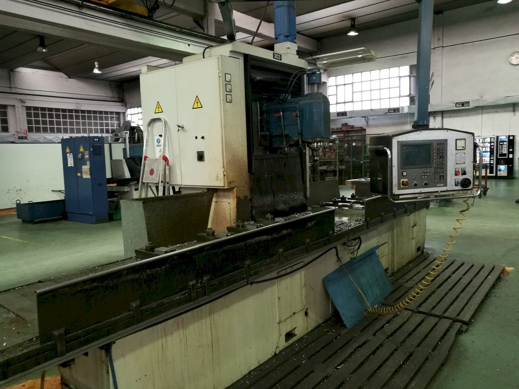 Linke Seitenansicht der Correa A-20/44  Maschine