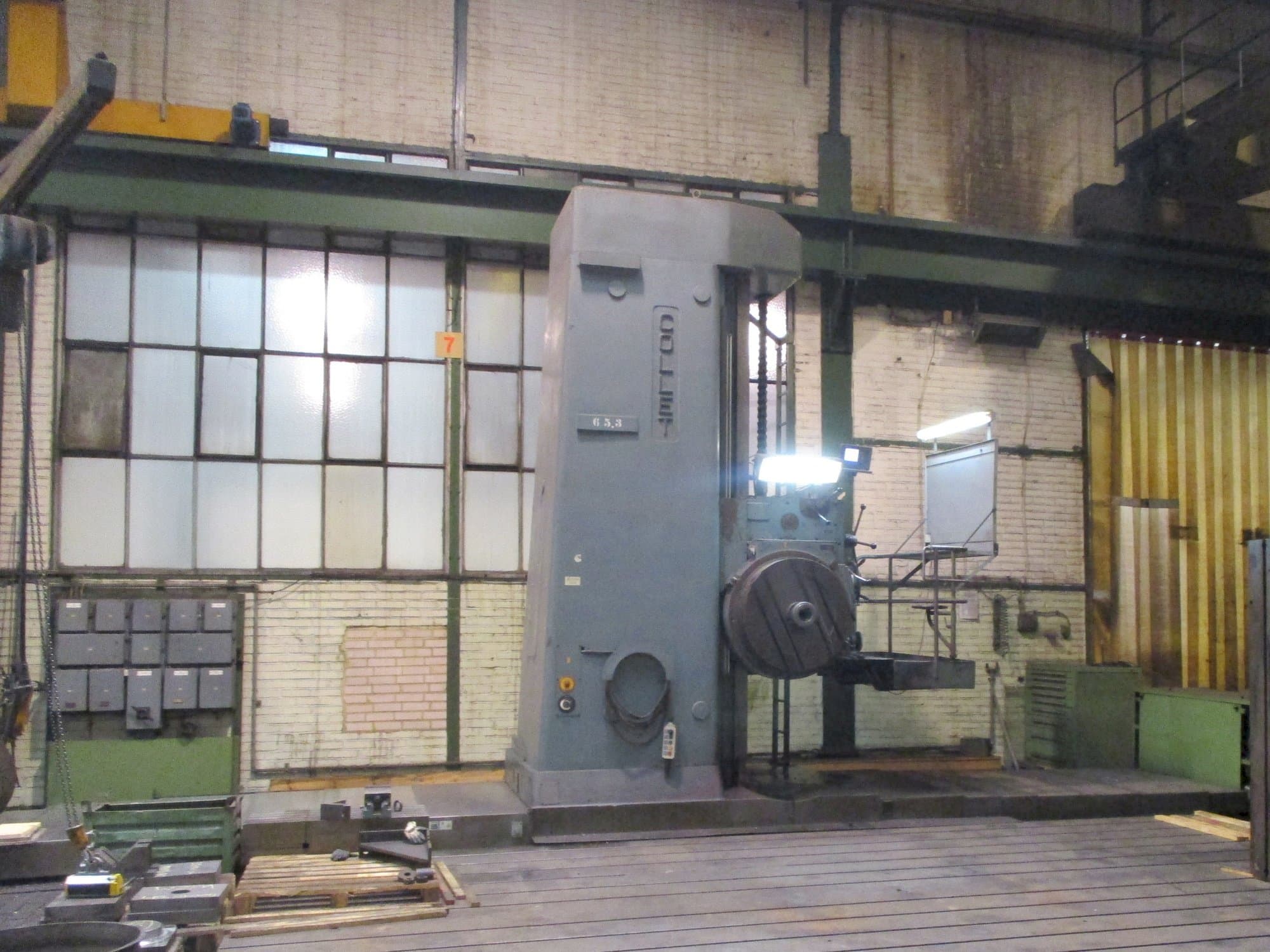 Frontansicht der Collet & Engelhard BF 160/180  Maschine