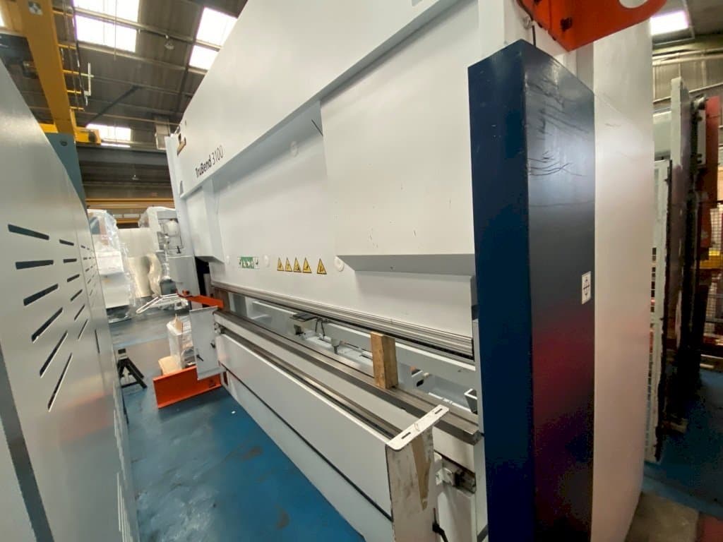 Frontansicht der Trumpf TruBend 3100  Maschine